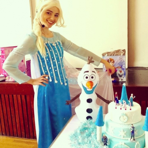 Frozen party entertainment